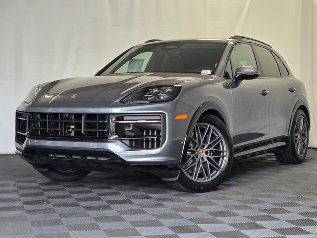 2026 PORSCHE Cayenne