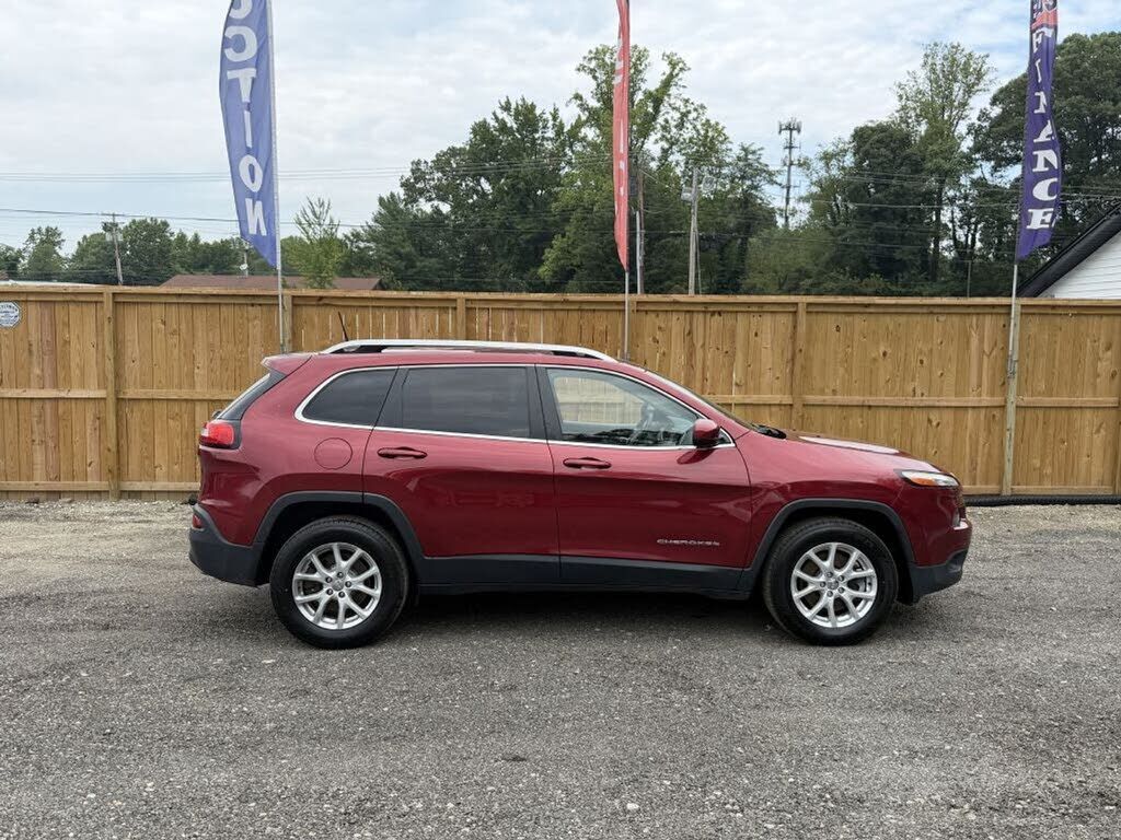 2016 JEEP Cherokee