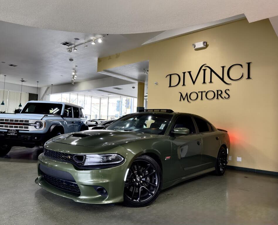 2020 DODGE Charger
