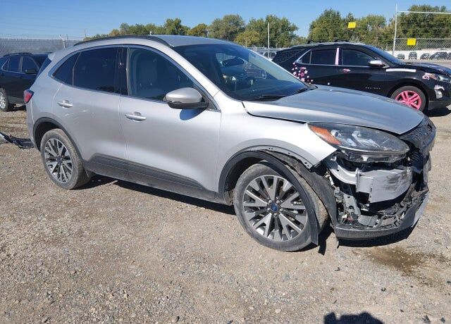 2020 FORD Escape
