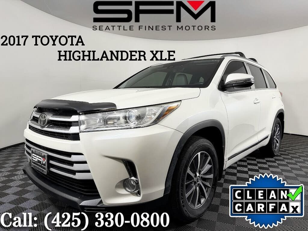 2017 TOYOTA Highlander