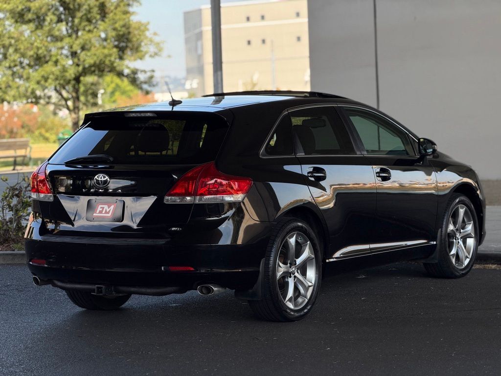 2011 TOYOTA Venza