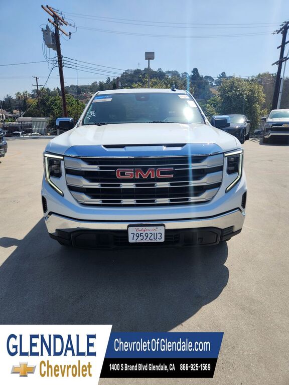 2023 GMC Sierra