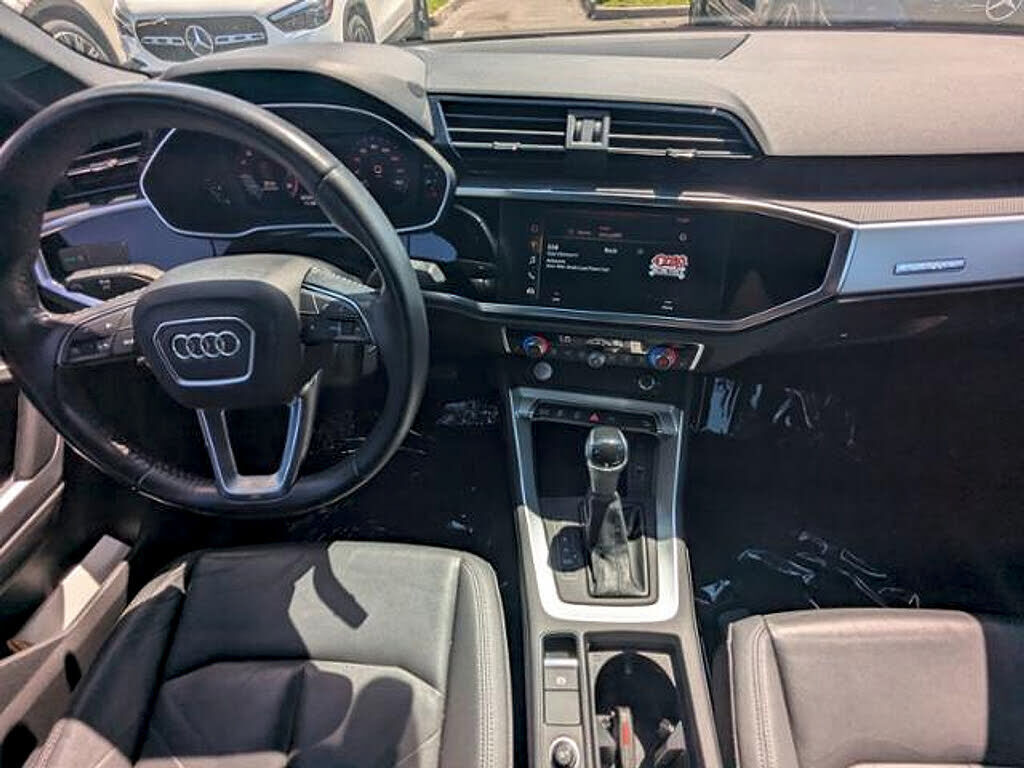 2020 Audi Q3