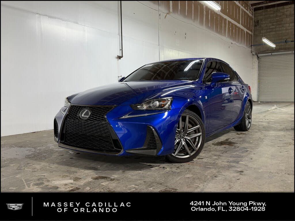 2017 LEXUS IS