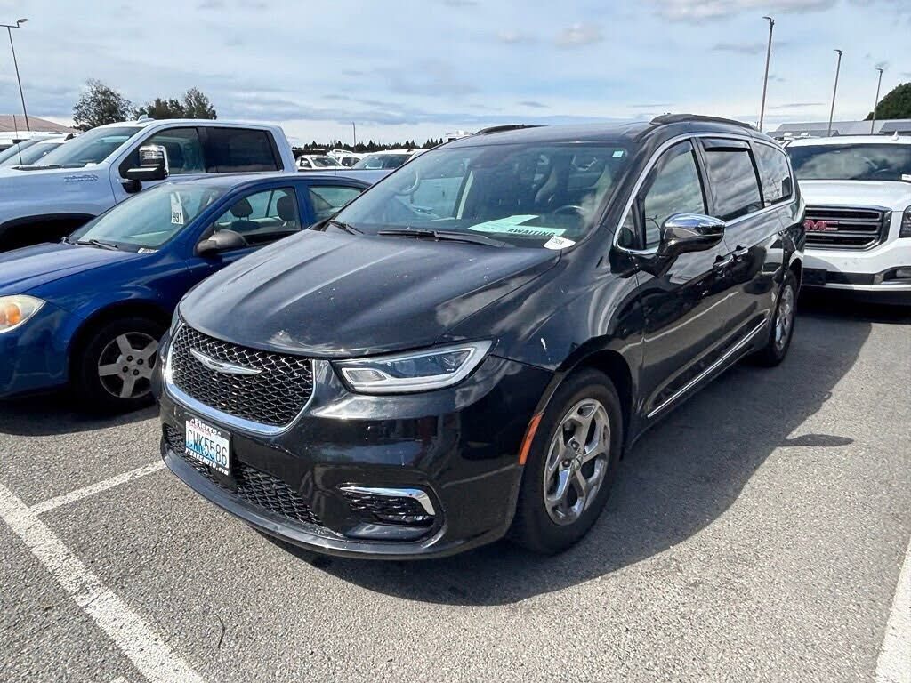 2022 CHRYSLER Pacifica