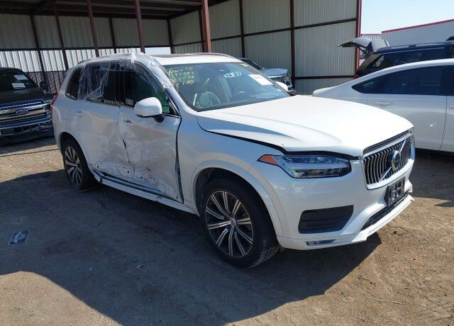 2023 VOLVO XC90