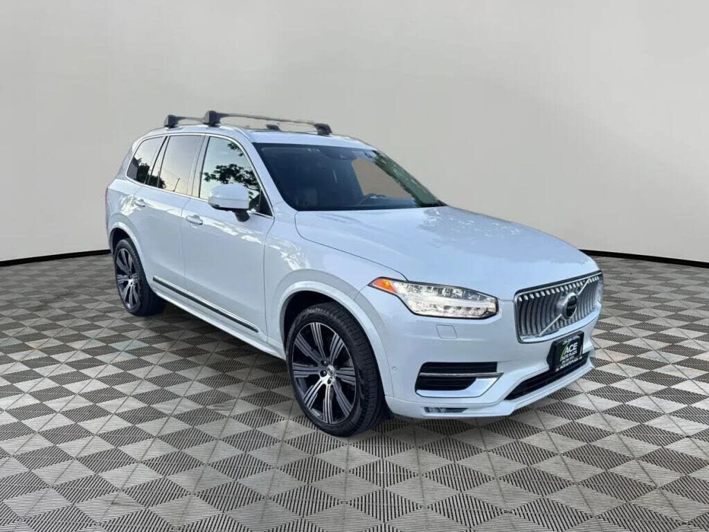 2021 VOLVO XC90