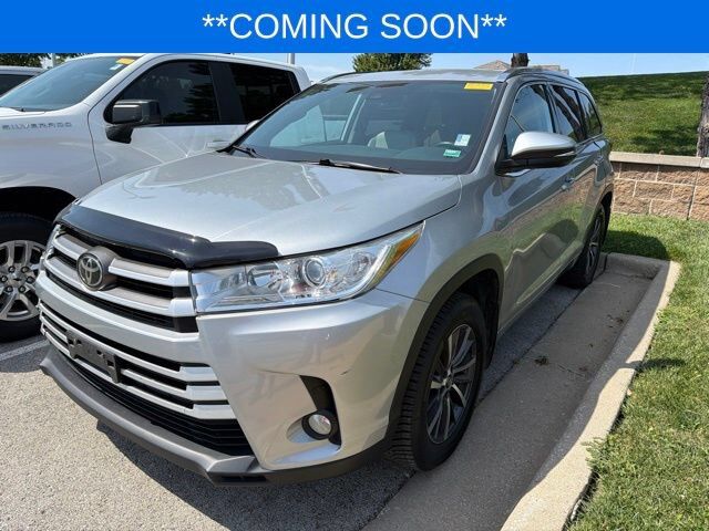 2018 TOYOTA Highlander