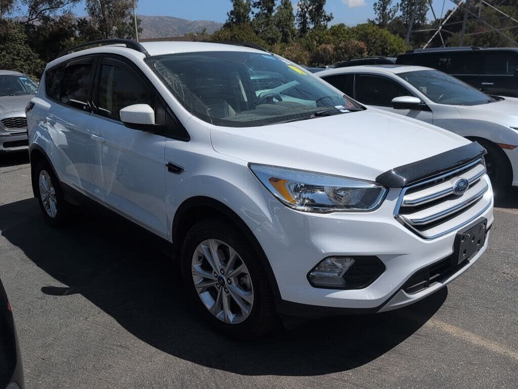 2018 FORD Escape