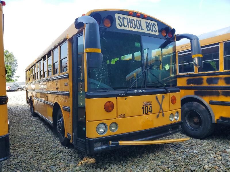 2012 THOMAS BUILT HDX