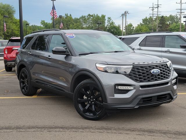 2024 FORD Explorer