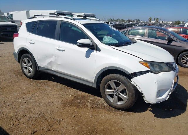 2015 TOYOTA RAV4