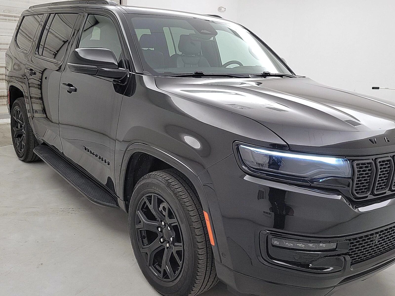 2024 JEEP Wagoneer