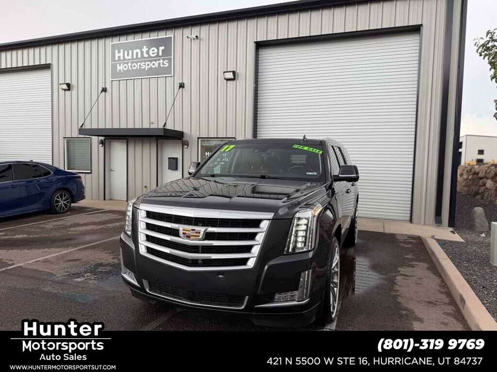 2017 CADILLAC Escalade ESV