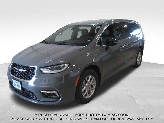 2025 CHRYSLER Pacifica