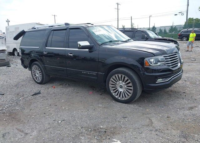 2017 LINCOLN Navigator L