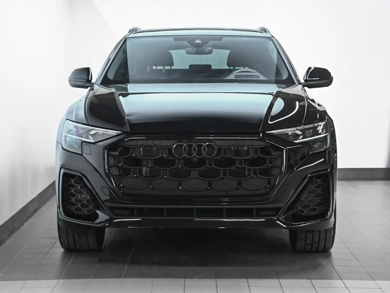 2024 Audi Q8