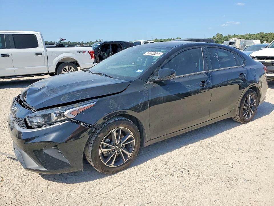 2023 KIA Forte