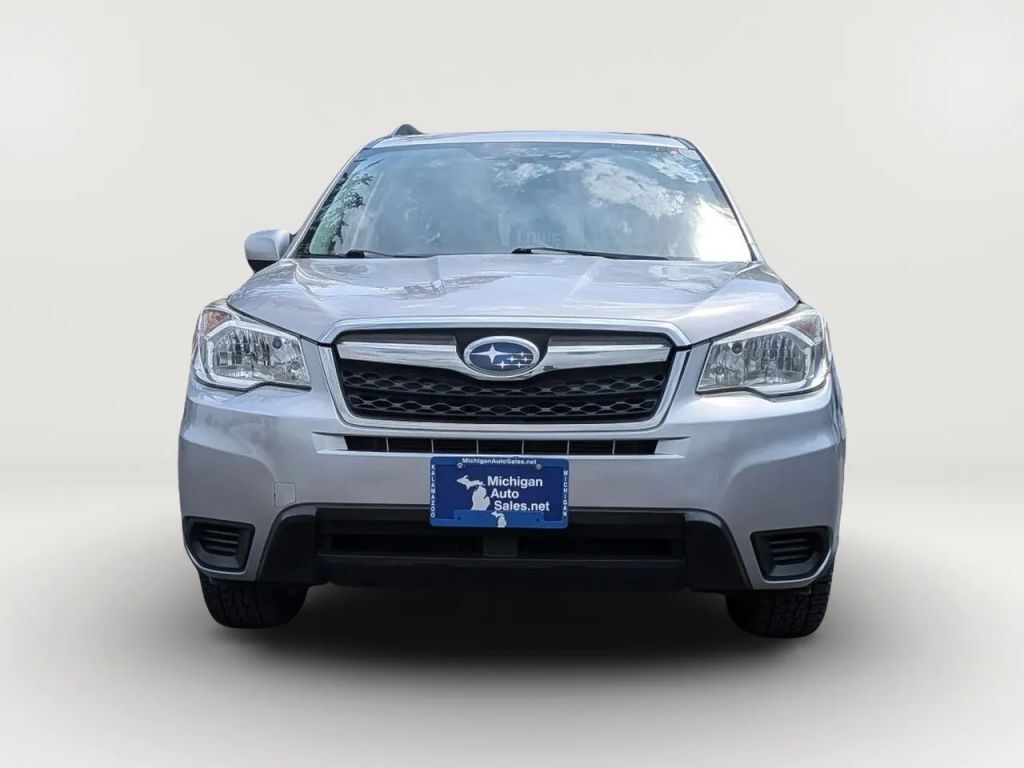 2016 SUBARU Forester