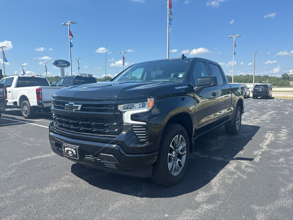 2025 CHEVROLET Silverado