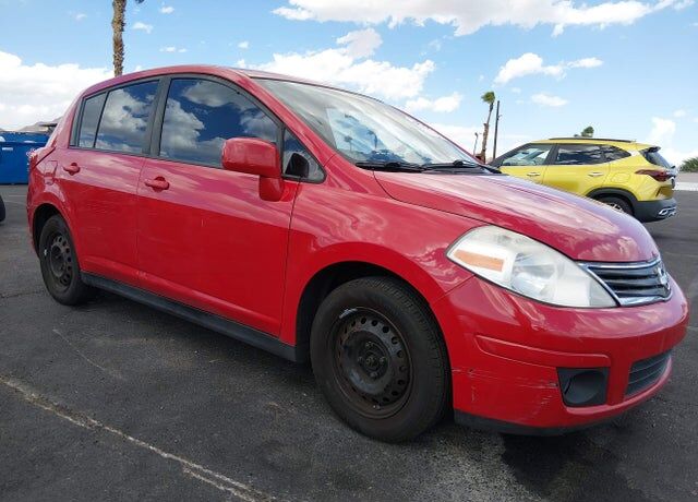 2010 NISSAN Versa