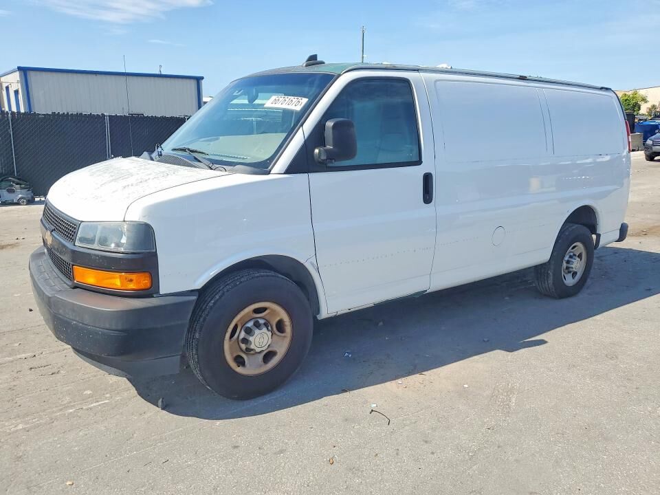 2019 CHEVROLET Express