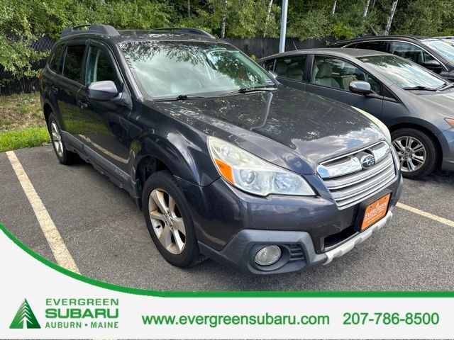 2013 SUBARU Outback