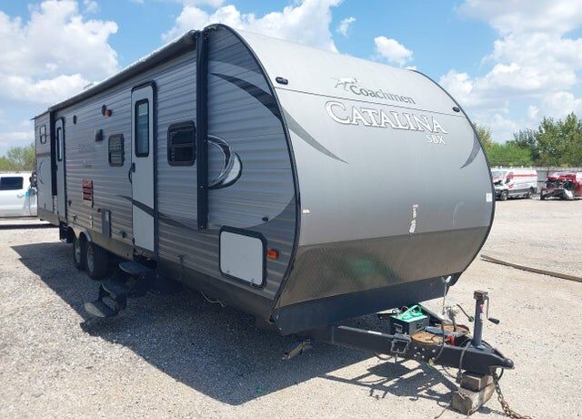 2017 FOREST RIVER Catalina