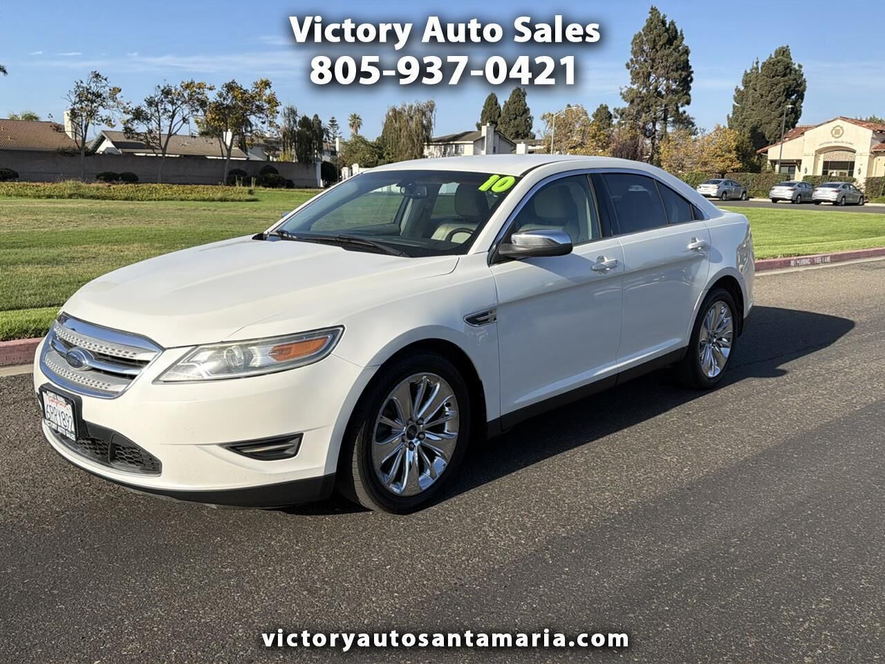 2010 FORD Taurus