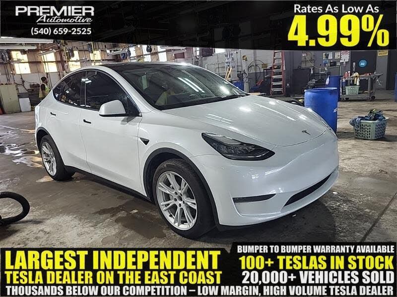 2023 TESLA Model Y