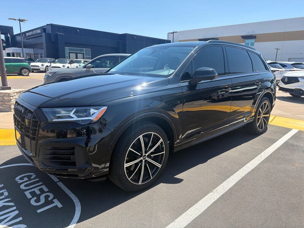 2023 AUDI Q7