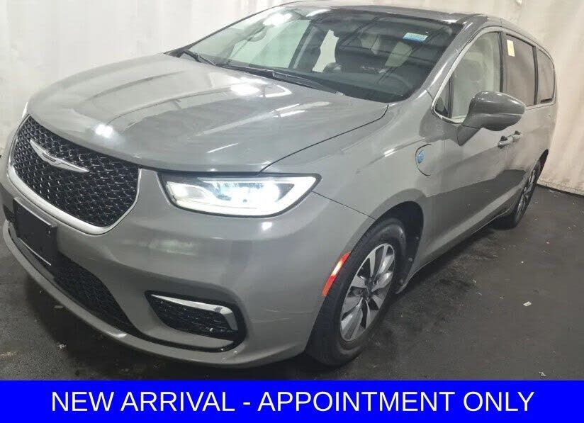 2022 CHRYSLER Pacifica