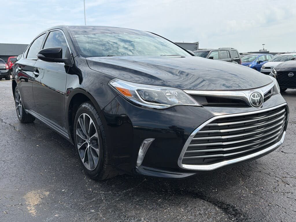 2017 TOYOTA Avalon