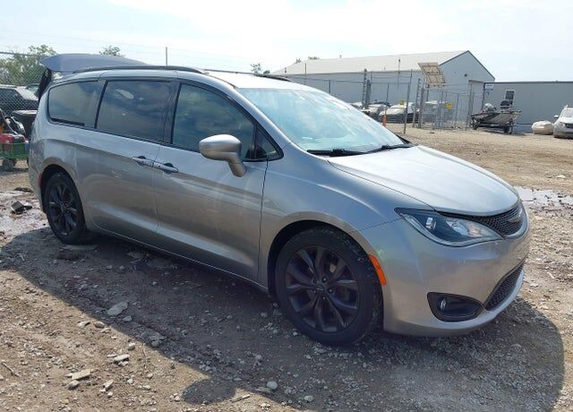 2019 CHRYSLER Pacifica