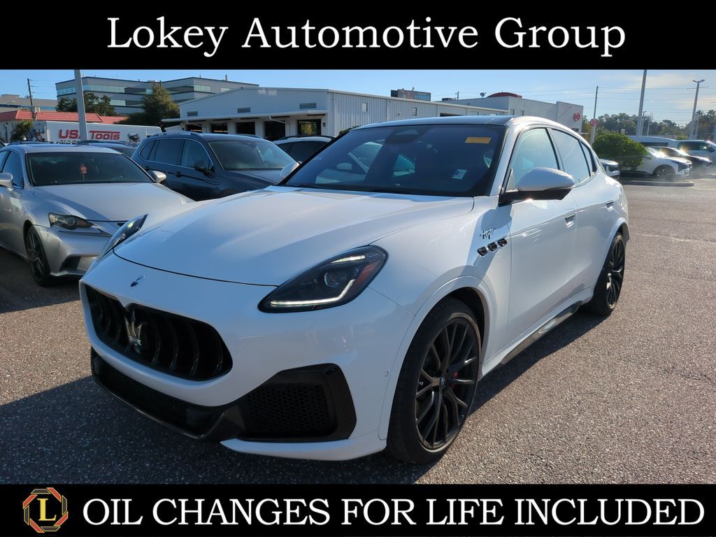 2024 MASERATI Grecale