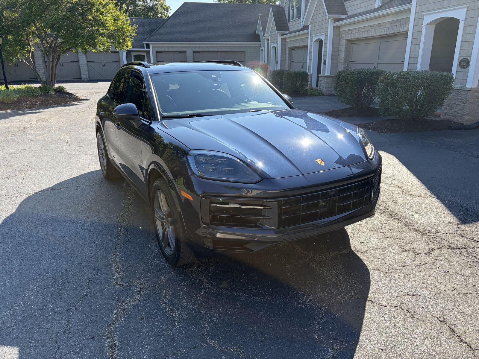 2024 PORSCHE Cayenne