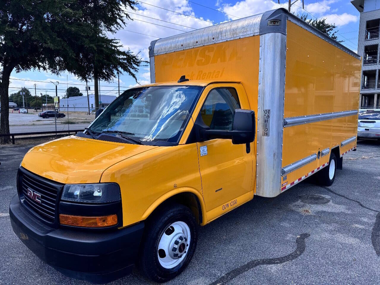 2022 GMC Savana