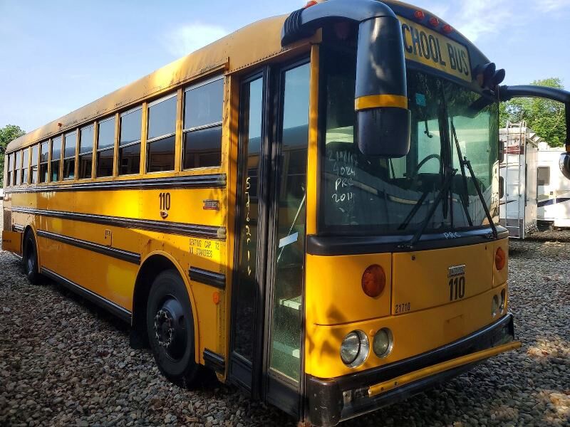 2012 THOMAS BUILT HDX