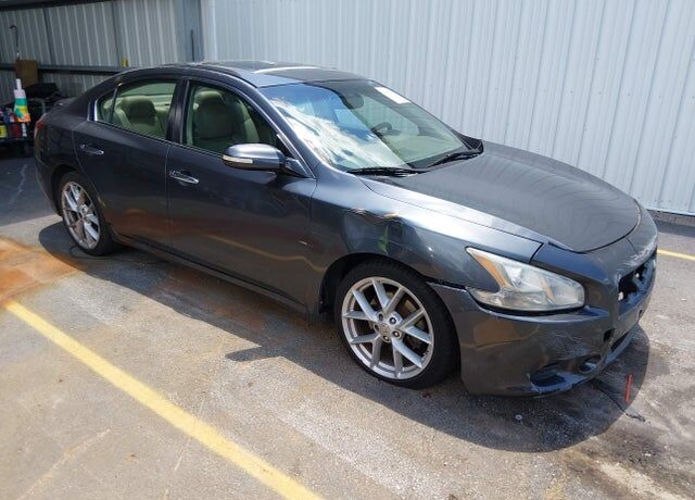 2009 NISSAN Maxima