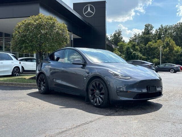 2022 TESLA Model Y