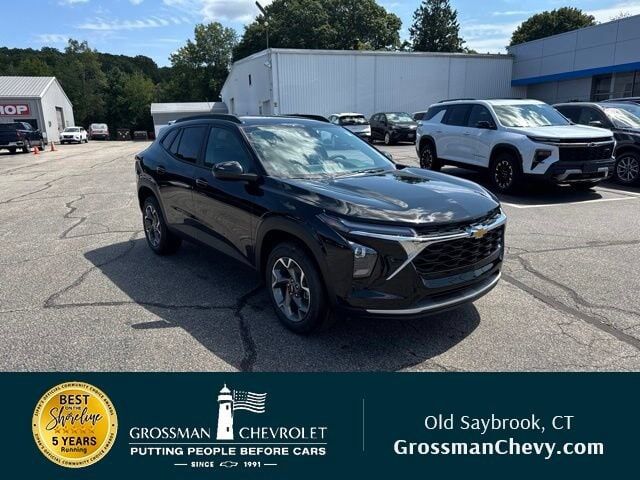 2026 CHEVROLET Trax