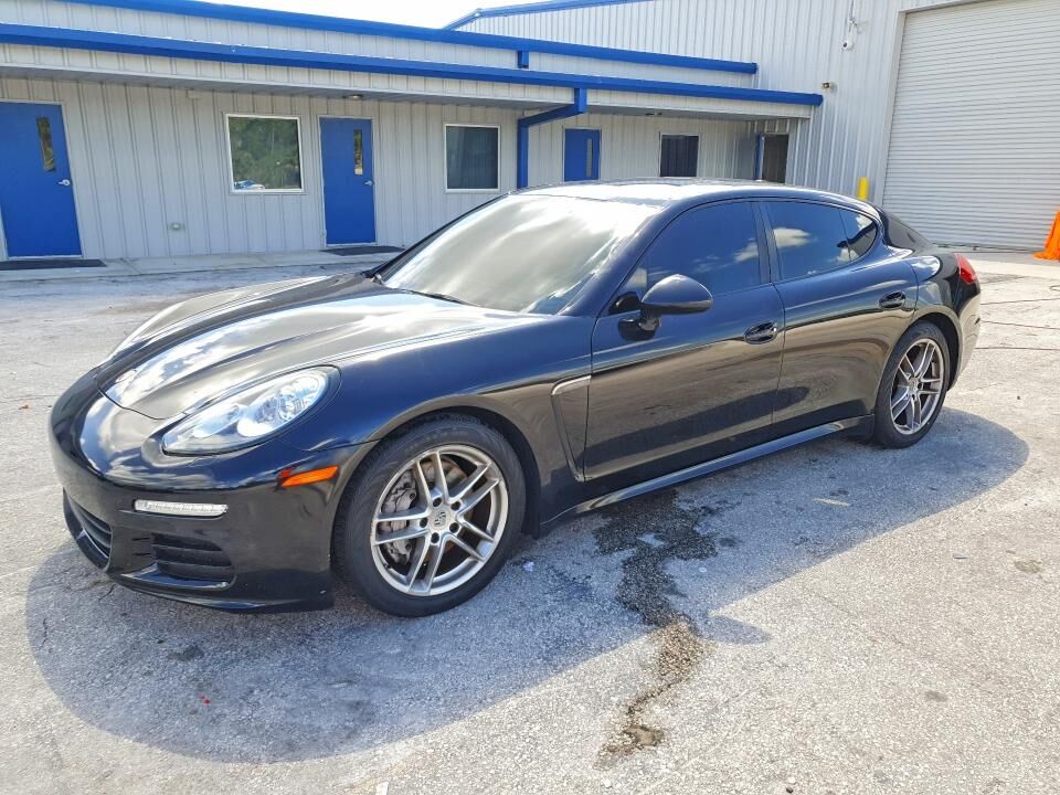 2014 PORSCHE Panamera
