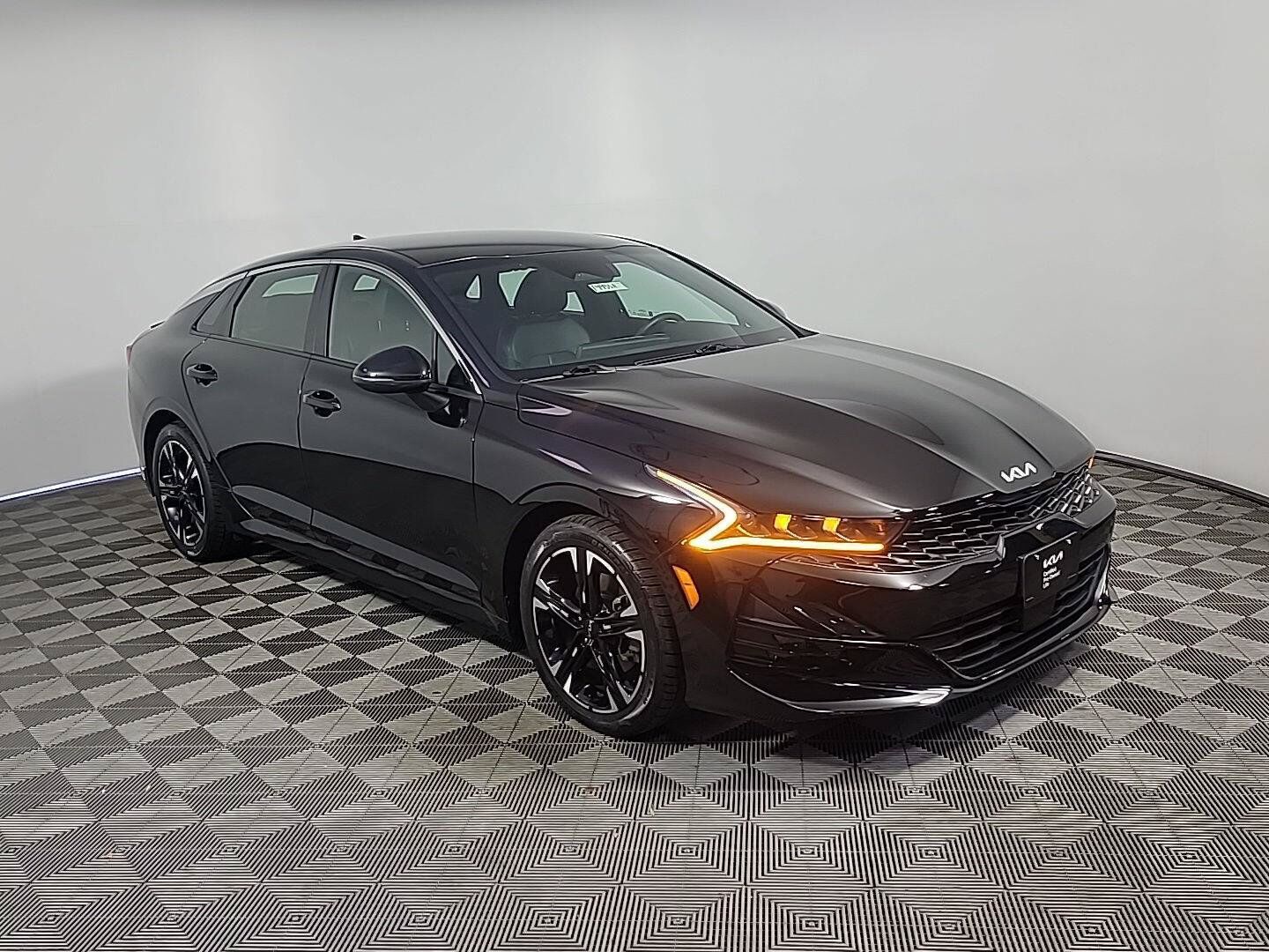 2023 KIA K5