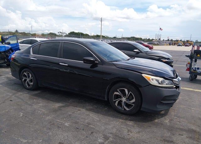 2017 HONDA Accord