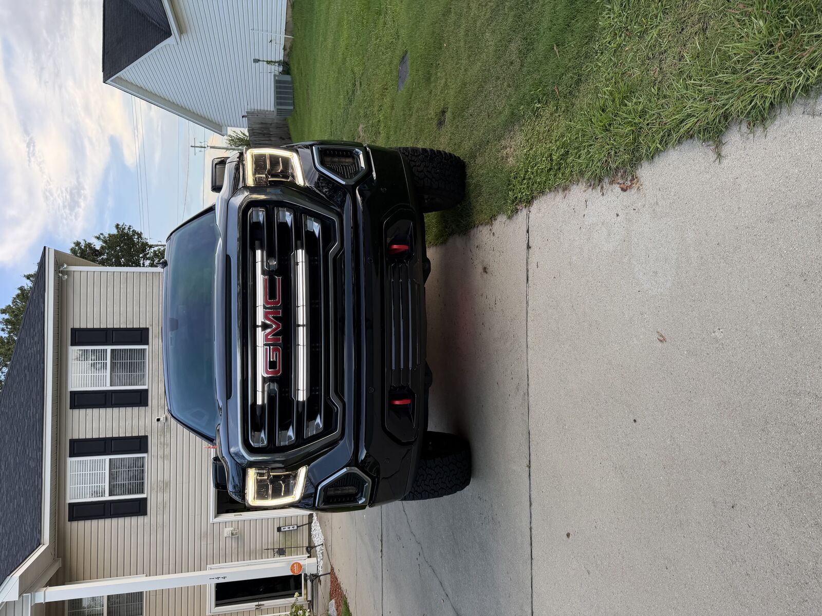 2022 GMC Sierra Limited