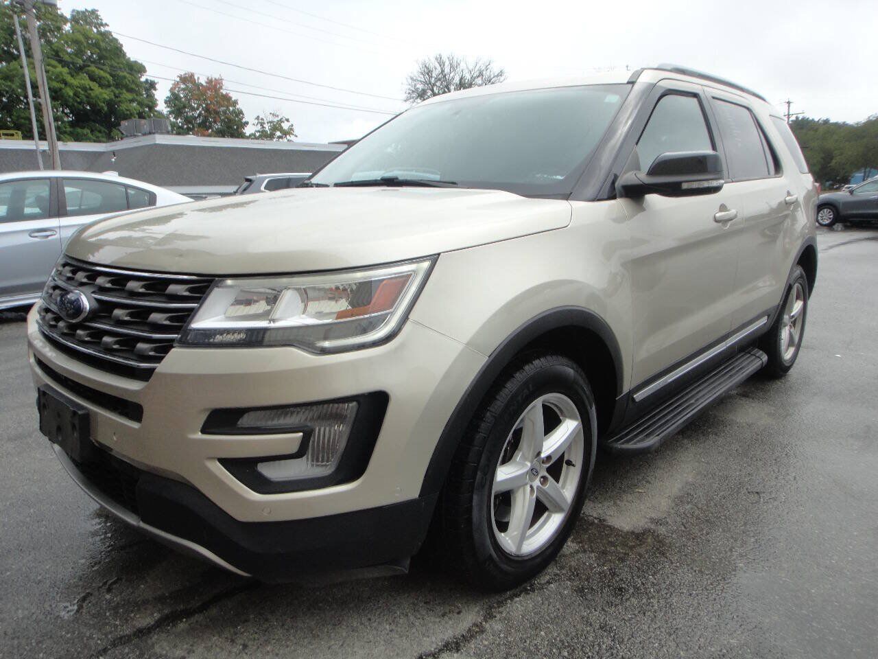 2017 FORD Explorer