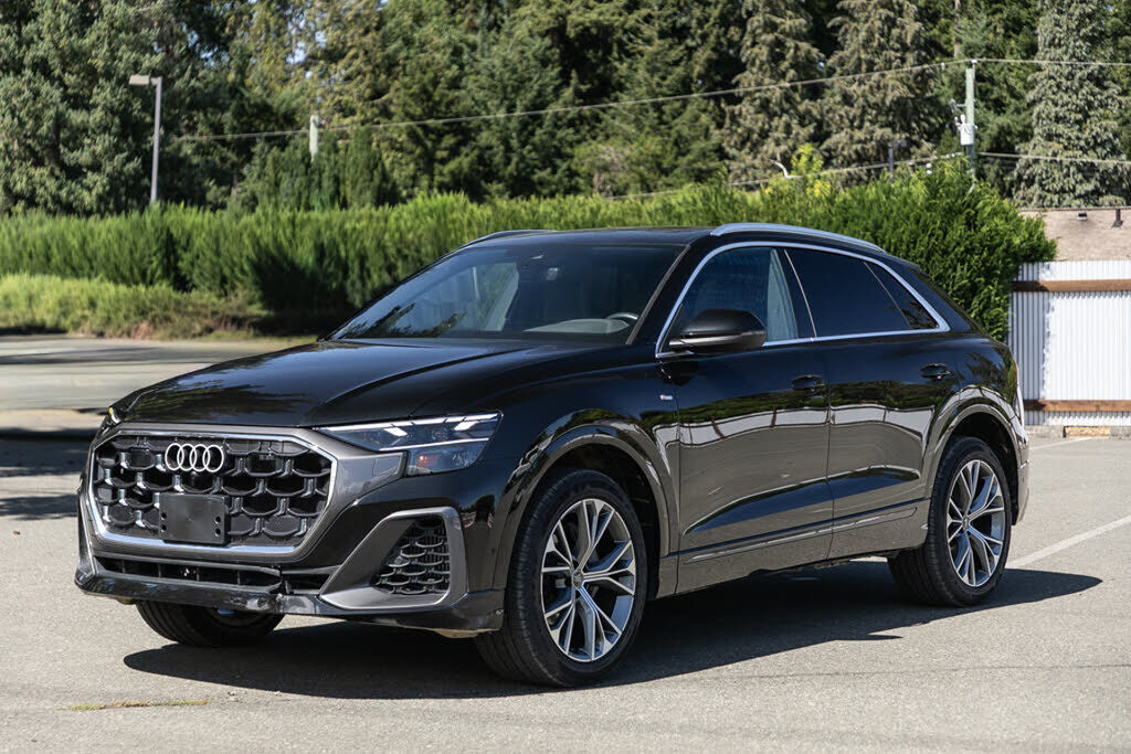 2025 Audi Q8