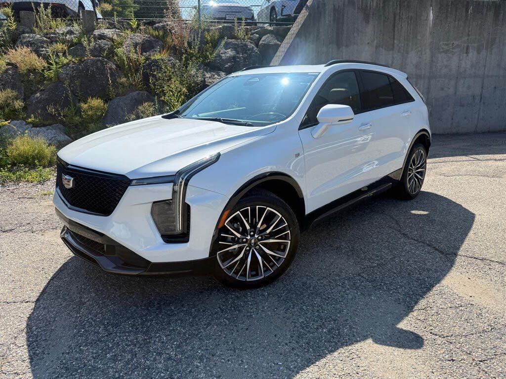 2024 CADILLAC XT4