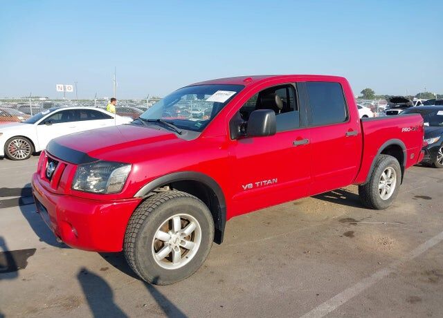 2011 NISSAN Titan
